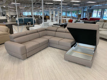 Load image into Gallery viewer, VENTO Large Sleeper Sectional