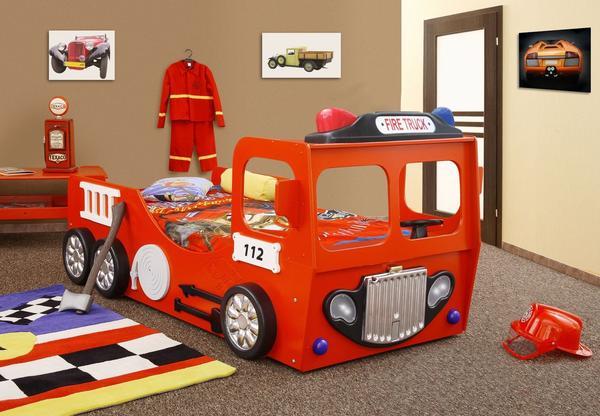 Toddler Fire Truck Bed with mattress, Red