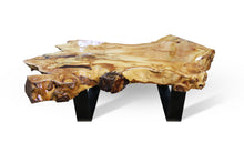 Load image into Gallery viewer, EYRA Solid Oak wood Coffee Table