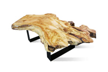 Load image into Gallery viewer, EYRA Solid Oak wood Coffee Table