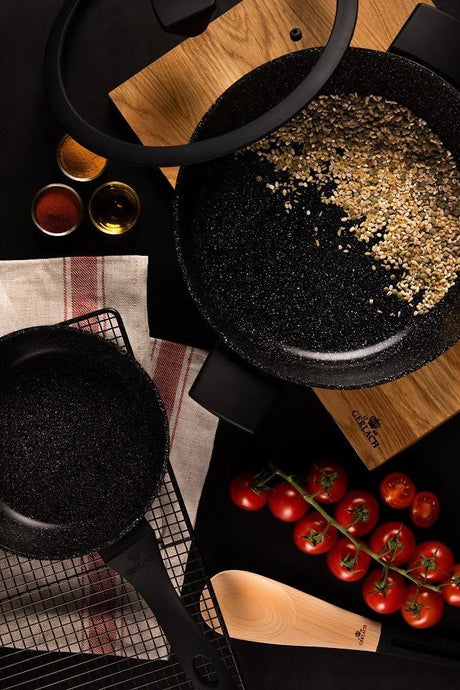 GRANITEX Frying Pan with Lid 7.9