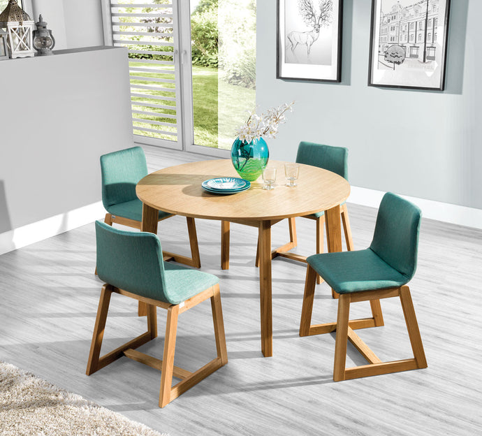 5 Pcs. Wooden Dining Set SCANDI